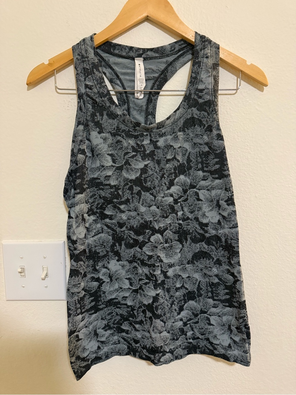 BUNDLE Athleta Women's Tank Tops